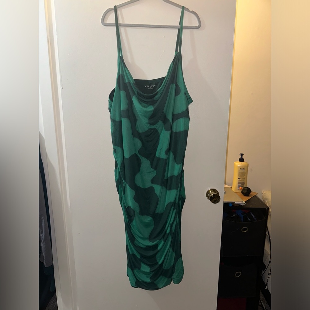 Plus size dress